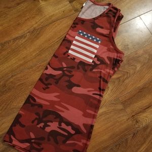 Patriotic camo red tank top size XL